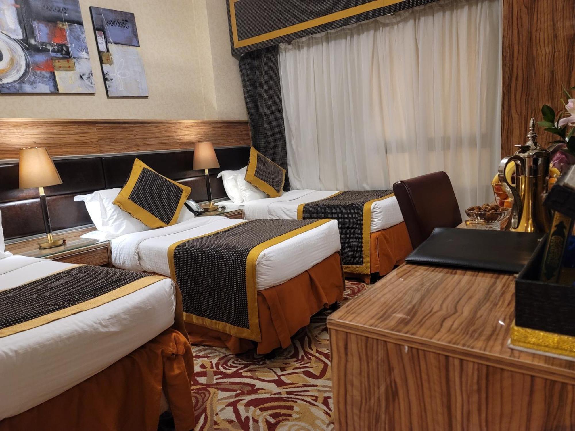 Golden Tulip Al Shakreen Medina Ngoại thất bức ảnh