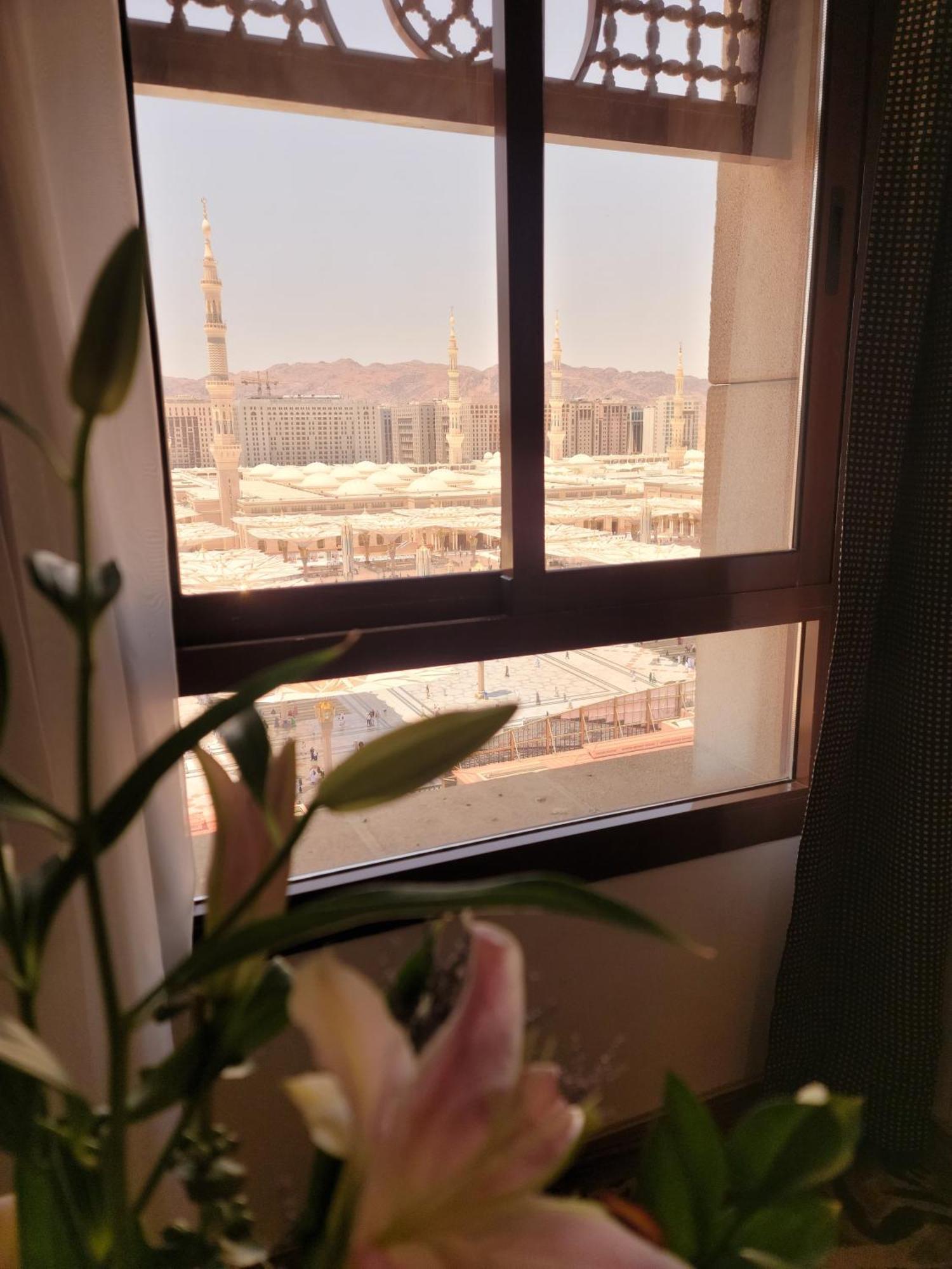 Golden Tulip Al Shakreen Medina Ngoại thất bức ảnh
