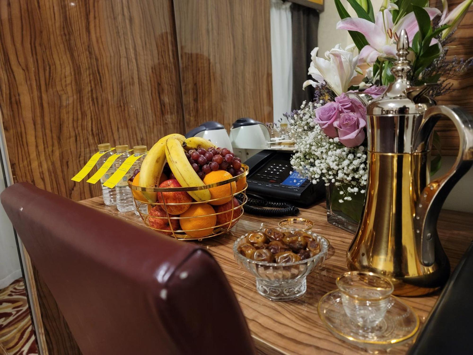Golden Tulip Al Shakreen Medina Ngoại thất bức ảnh