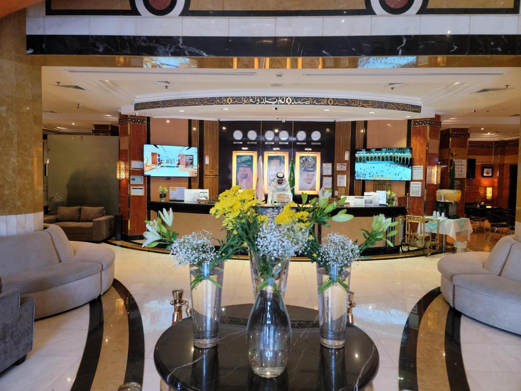 Golden Tulip Al Shakreen Medina Ngoại thất bức ảnh